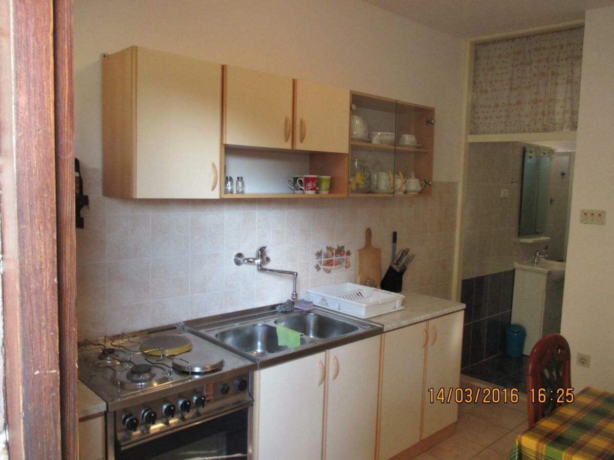 Apartments Sandra Novigrad Istria Esterno foto